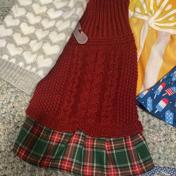 Dog clothes bundle - Picture 2 of 4